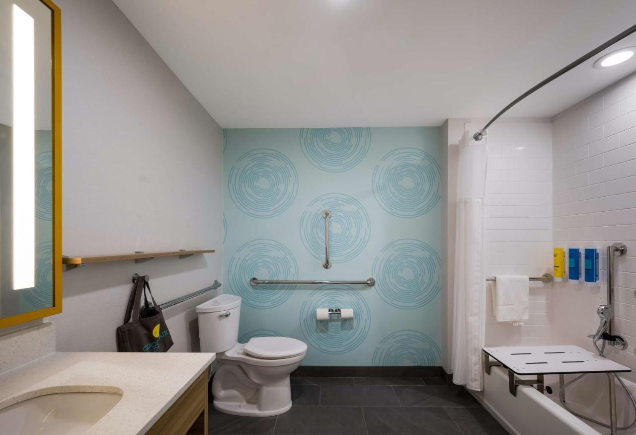 Hotel Tru By Hilton Novi Detroit Zewnętrze zdjęcie